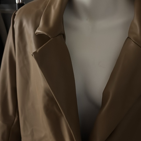 NWT!!! Princess Polly Morrison Faux Vegan Leather brown Blazer - Picture 4 of 6